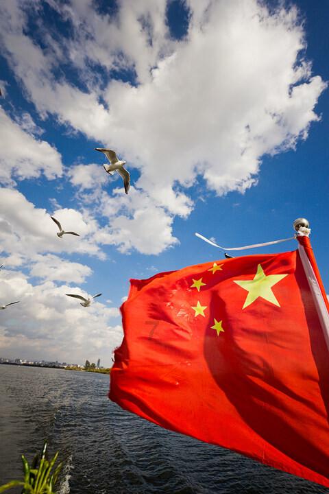 白鞋子洗完晾晒后发黄,这应该怎么办?-专业问答平台